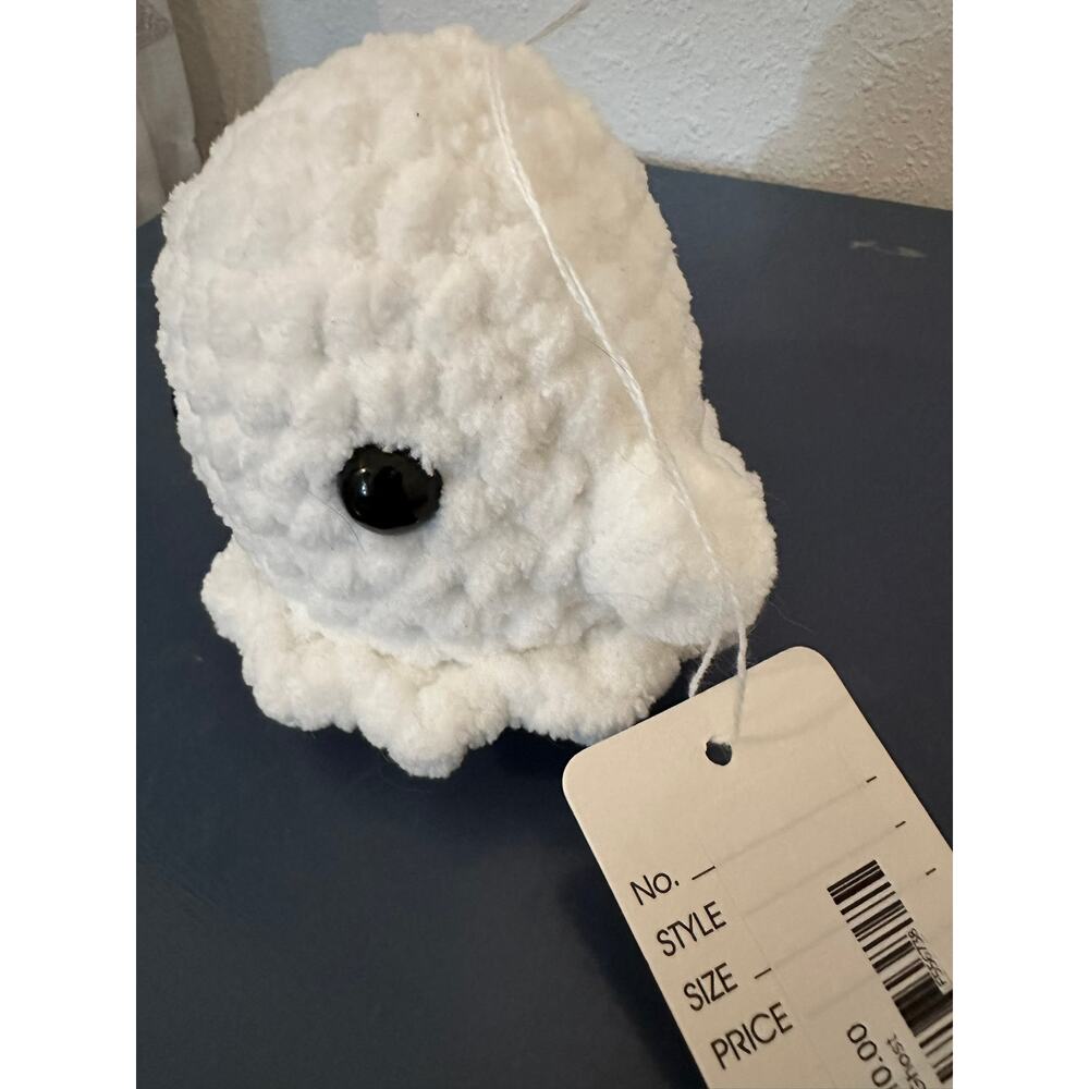 Boo! Handcrafted crocheted ghosts! - Picture 2 of 5